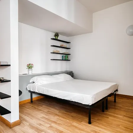 Hostmate - - Lunigiana - Stazione Apartment